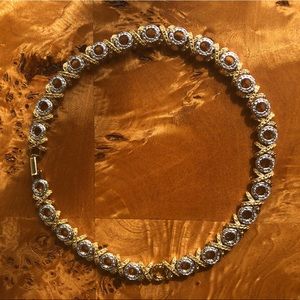 Vintage collar necklace.